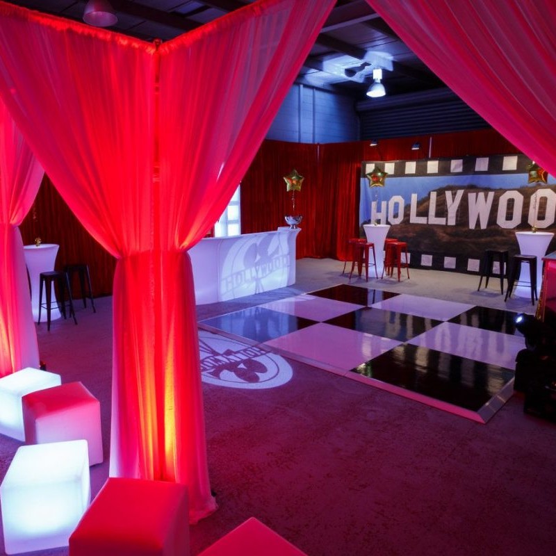 hollywood themed party setup