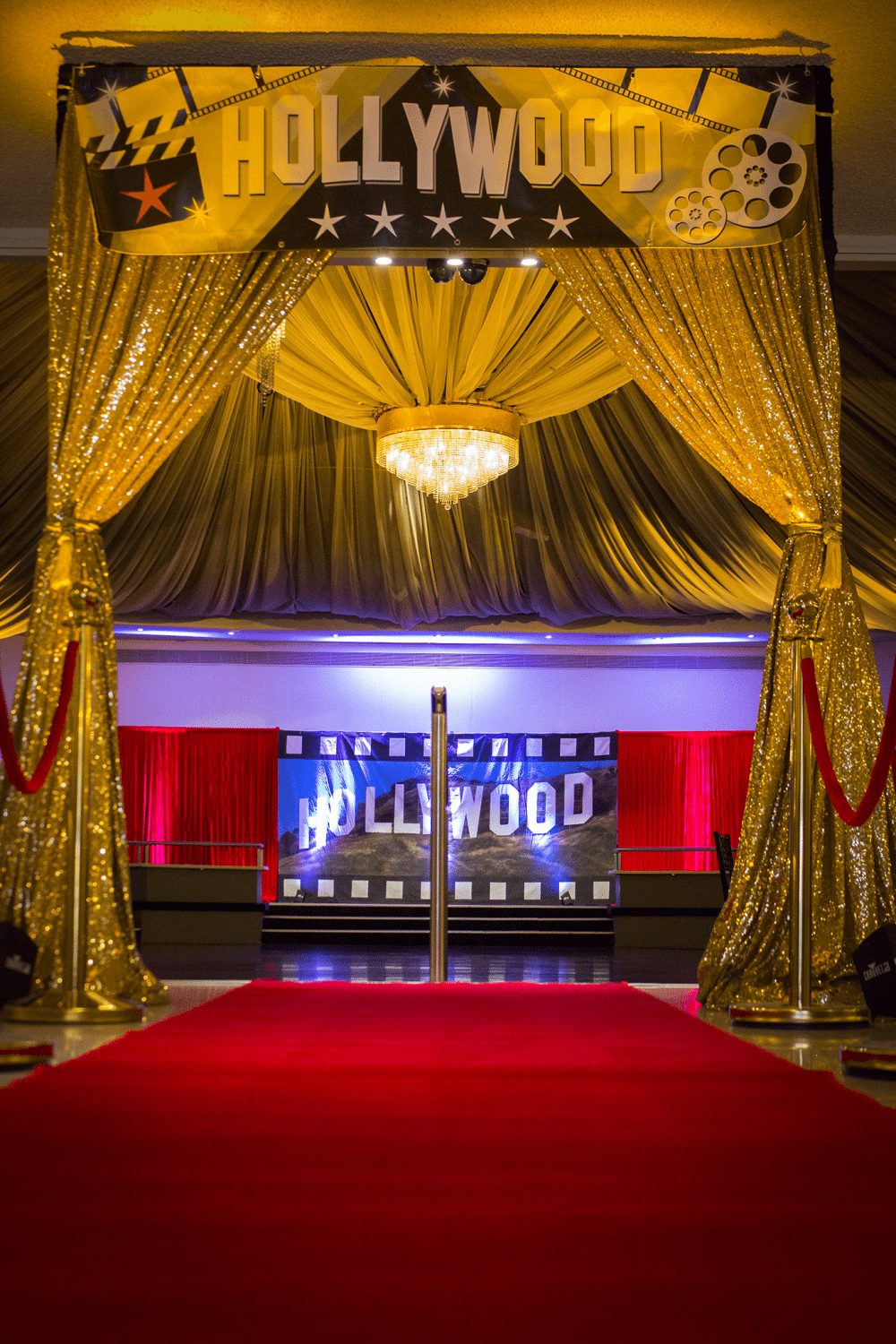 Entrance Banner - Hollywood
