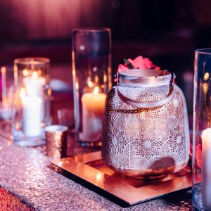 arabian nights themed table decor, vases, lanterns, candles