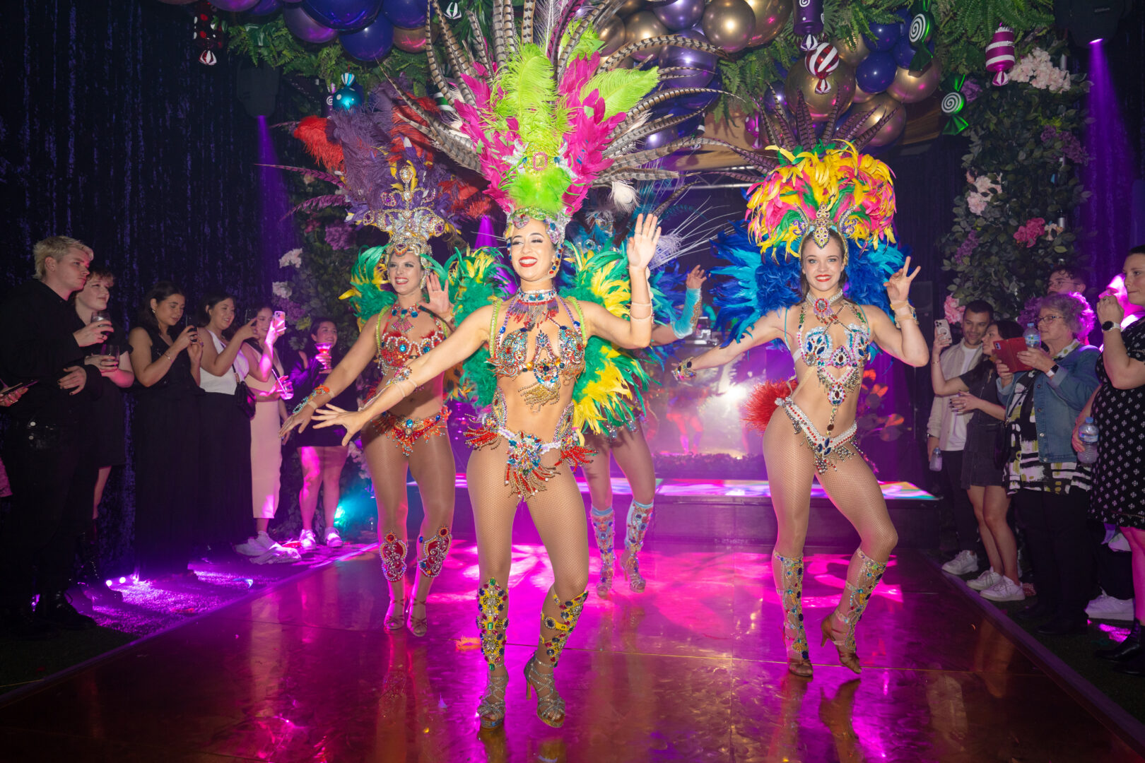 Wonka Party - Dancers